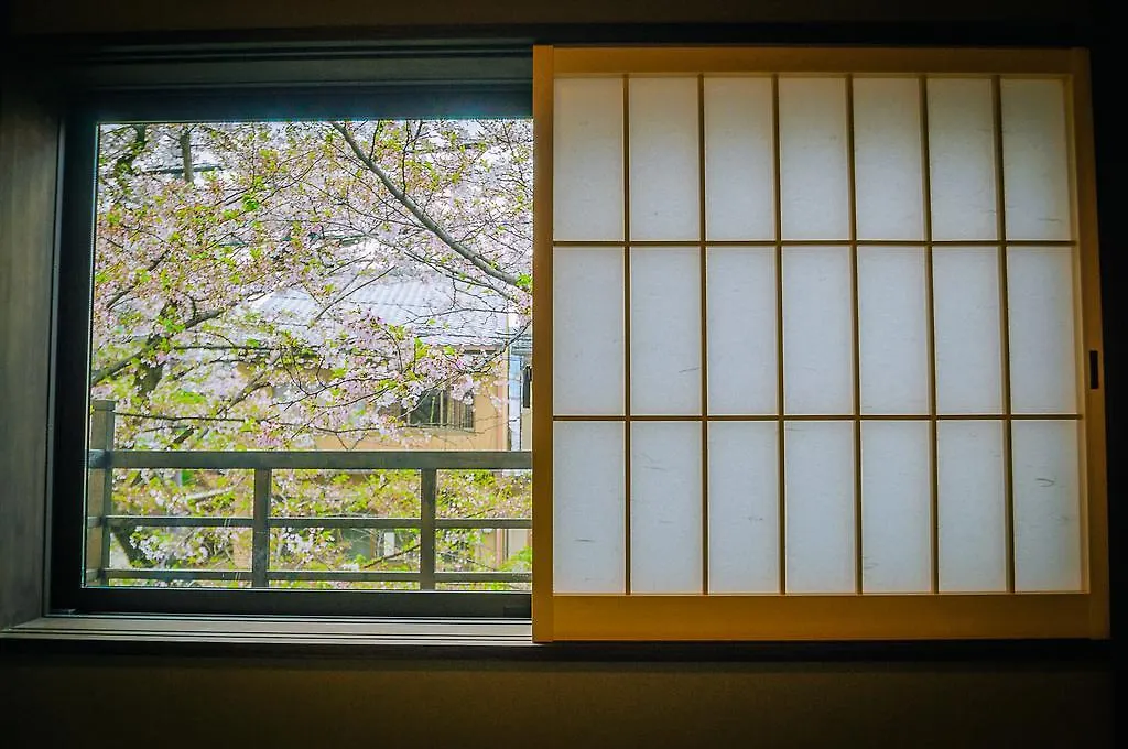 Kumomachiya Takasegawa Villa Kyoto